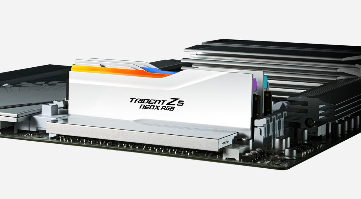 G.SKILL F5-6000A3038F16GX2-TZ5NXRW 32GB (2 x 16GB)/ DDR5 6000 MT/s/ Timings