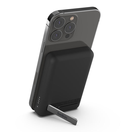 Belkin BoostCharge Magnetic Wireless Power Bank 5K + Stand - Black (BPD004btBK),7.5W,1M USB-C to USB-C Cable,Light Design,CEW $2,500, 2 Years Warranty