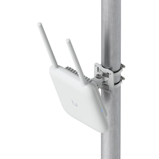 Ubiquiti U7 Pro Outdoor, IP67 WiFi 7 AP,6 Spatial Streams,2.5 GbE Uplink,300+ Connect Devices, Directional Super Antenna,Articulation Mounting Bracket