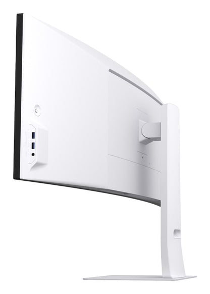 LG 49' UltraWide DQHD Curved Nano IPS Monitor with 5120x1440 resolution, 144Hz